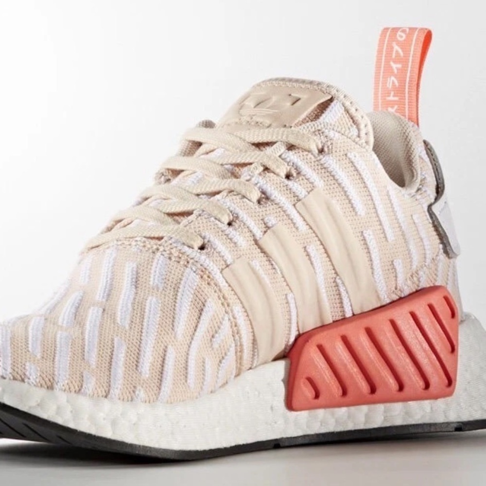 Adidas NMD R2 Primeknit Linen Women Sneaker Sz 6 Beige Khaki Coral Size: 8.5